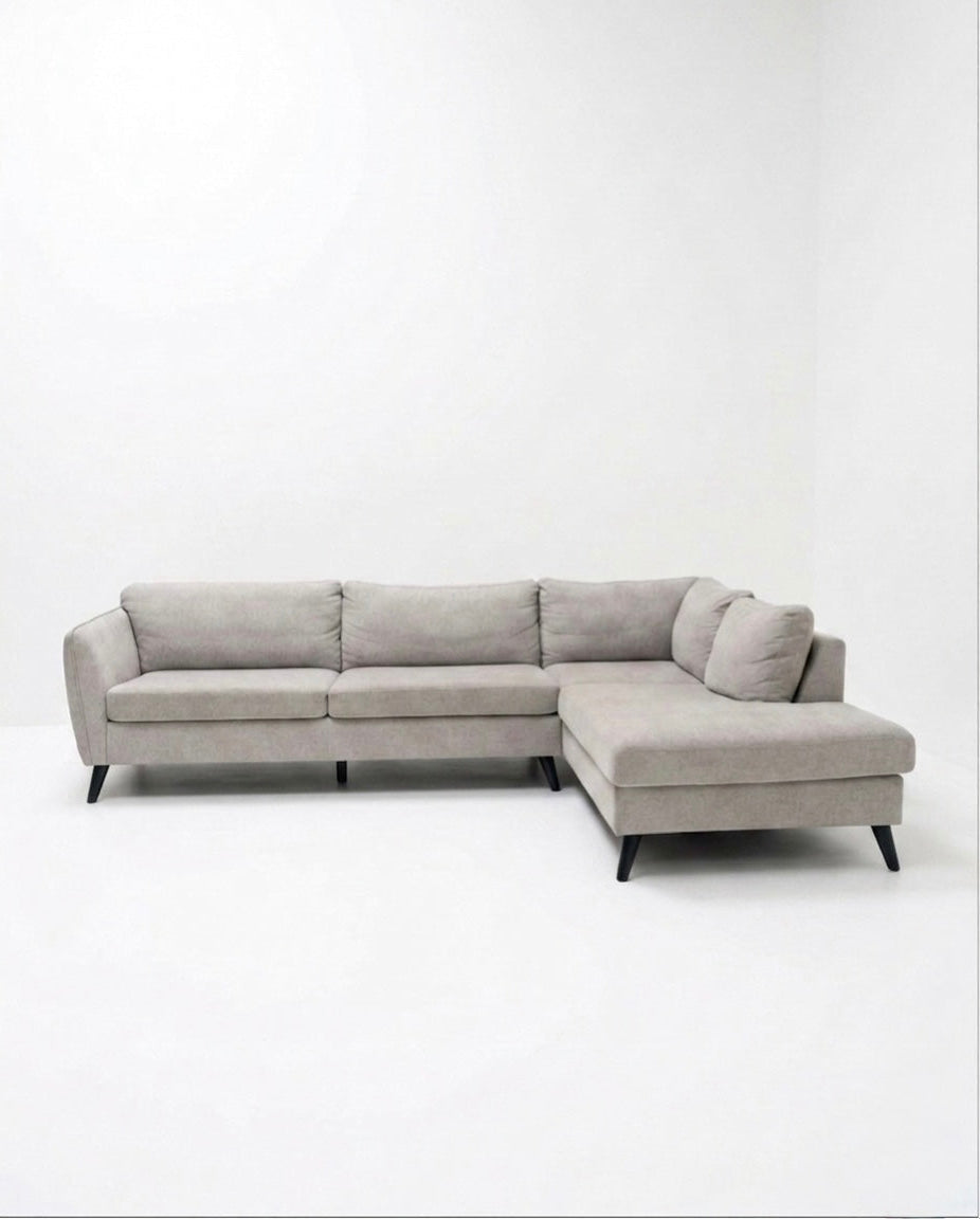 Saturday | 4 sits med schäslong | Alex Beige
